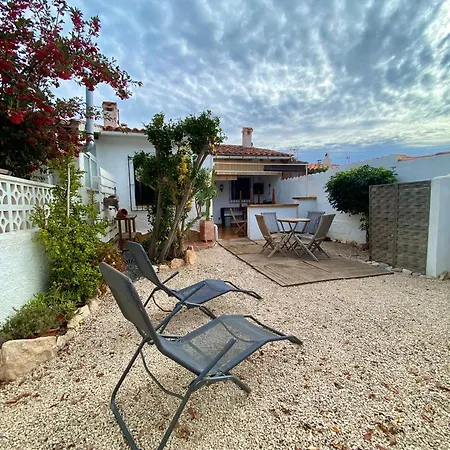 Steps From Moraira בית נופש טאולאדה