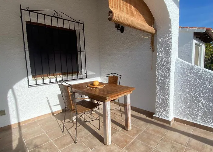 Steps From Moraira Ferienhaus